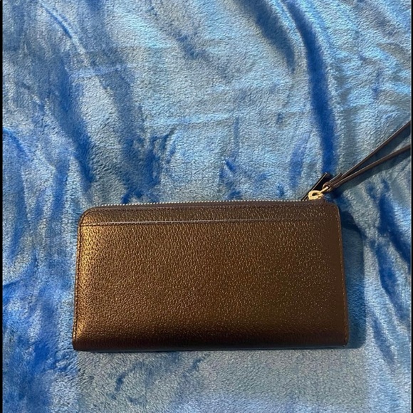 Kate spade wristlet - Picture 2 of 4
